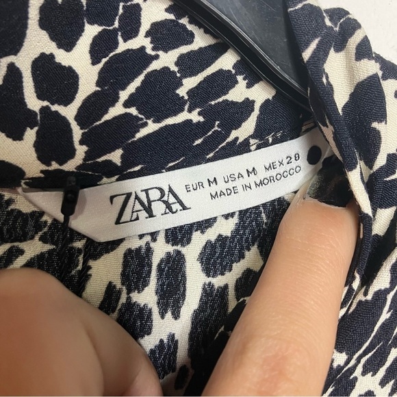 Zara puffed sleeves blouse lightweight new with tags size medium - Picture 4 of 5